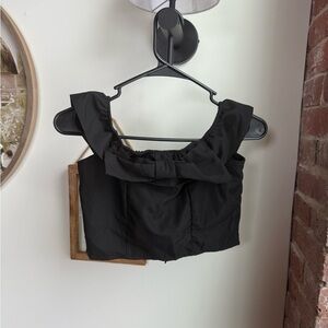 SHEIN Black Ruffle Crop Top